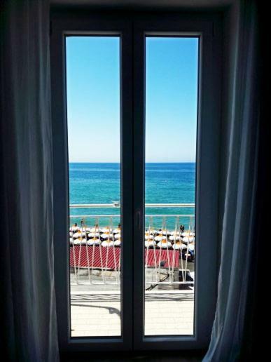 Waterfront Apt Ladispoli Exterior foto